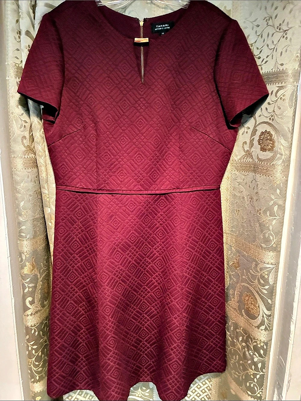 Tahari Geometric Jacquard Mini Dress in Red Size 12